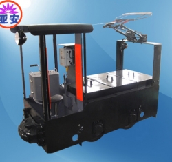 CJY1.5架線(xiàn)式工礦電機車(chē)-湖南蓄電池式電機車(chē)