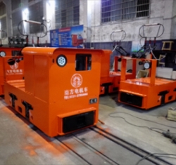 CJY3架線(xiàn)式工礦電機車(chē)-湖南變頻電機車(chē)